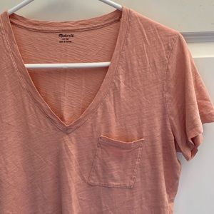 Madewell Tops - Madewell Pink V-Neck Pocket Tee size Medium!!! Madewell Tops - Madewell Pink V-Neck Pocket Tee size Medium!!!